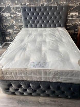 Double 4.6ft Velvet Designer Bed – With Firm Mattress - Image 3
