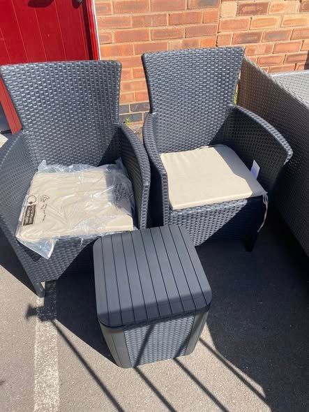 Keter Iowa 2 Seater Rattan Set with Storage Stool - Image 4